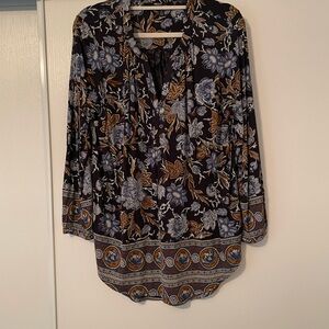 Floral Print Women's Top - size large NWOT